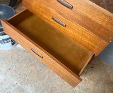 hardwood chest of drawers