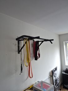 pull up bar