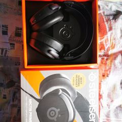 Steel series Arctis Prime Headphones and Mic