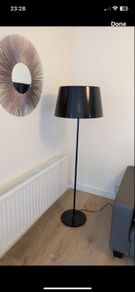 floor lamp
