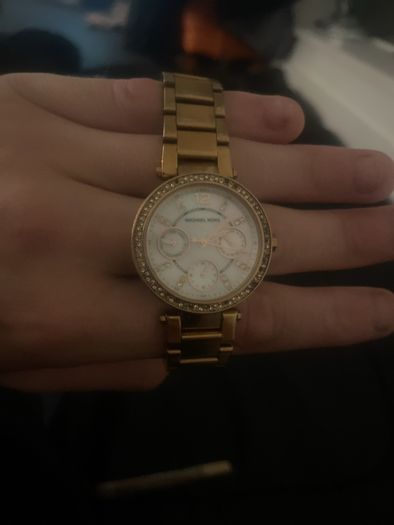 MK womens