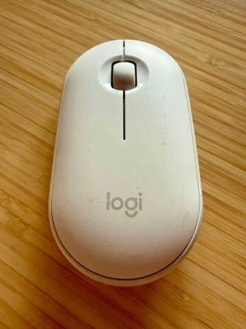 Logitech Pebble M350 Wireless Mouse with Bluetooth or USB - Silent, Slim Computer Mouse with Quiet Click for iPad, Laptop, Notebook, PC and Mac - Off White