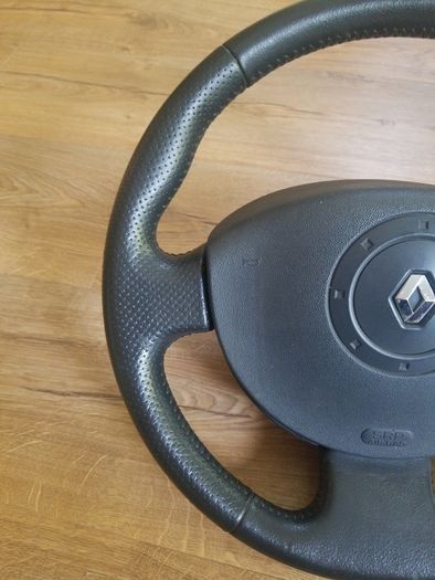 Reduced Renault steering wheel  and airbag 8200106307 B