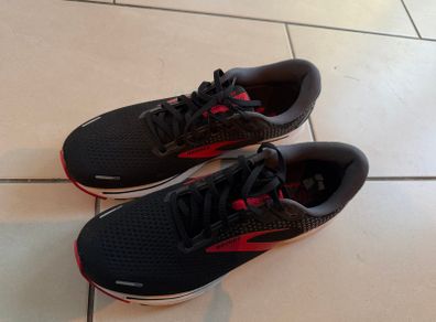 Brooks Ghost running shoes UK 12