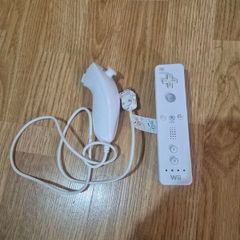 Wii Controller + Nunchuck