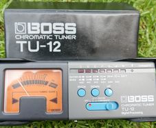 Boss TU-12 Chromatic Tuner for Guitar and Bass Tested