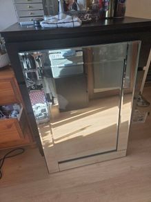mirror