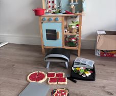 Little Dutch kitchen + accessories and Ooni kids pizza oven