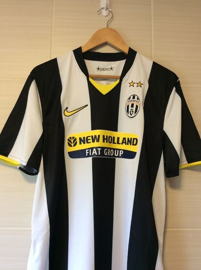Juventus Jersey. Season 2008/2009. Official Nike Home Jersey From 2008. Authentic Original From 2008. Not A Modern Day Remake.