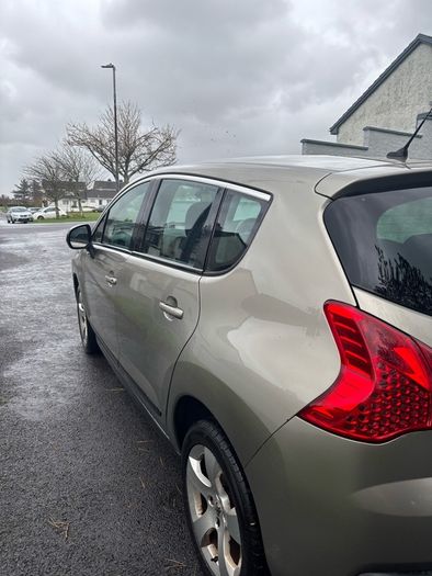2012 Peugeot 3008