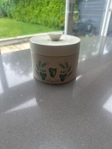 Carlton pot