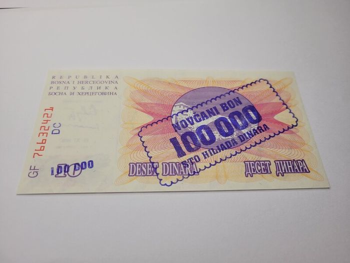 Bosnia - Herzegovina  100,000-100.000,000 Dinara, 1992-1994, 6 notes
