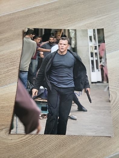Matt Damon autographed pic A4