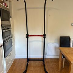 Pull-up Bar Power Tower
