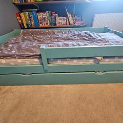 Kids Single Bed with Pull-Out Bed