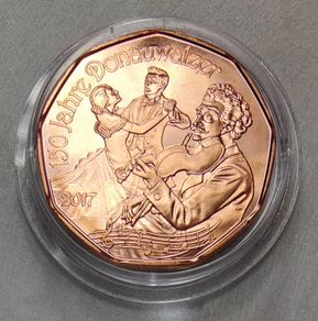Austria 5 Euro Copper Uncirculated Coin 2017 - Waltzing in the New Year - New Year Coins