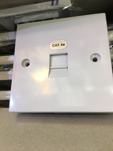 Cat 5e Single RJ45 Outlets White