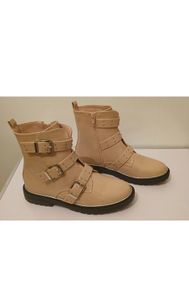 SCHUH Girls Cream Pale Pink Multi Buckle Ankle Boots UK 5 EU 38 New Boxed  CAN POST