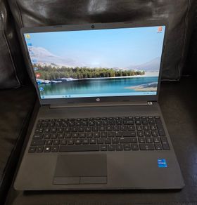 HP  250 G8   i5/11gen , 16gb/Ssd 512Gb