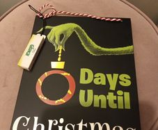 Disney Grinch christmas countdiwn &Chalk board