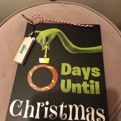 Disney Grinch christmas countdiwn &Chalk board