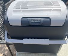 halfords electric cooler box
