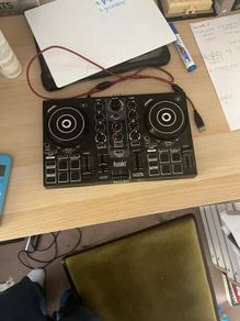 dj controller