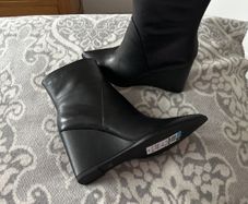Ladies Black Boots