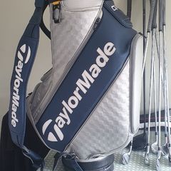 Nearly New Taylormade Tour Bag