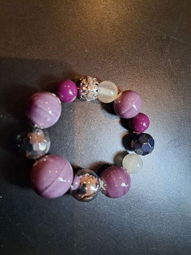Necklace and bracelet jewelry set purple