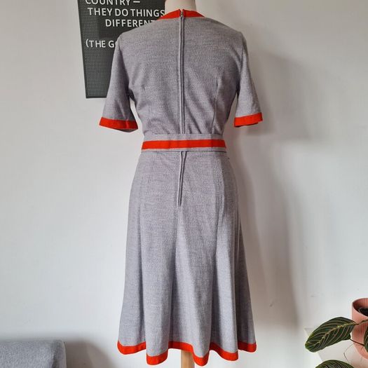 Vintage 1960s rare Colin Glascoe wool mod dress grey pillarbox red silver belt buckle / 1970s British designer Made in England S small