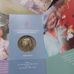 Great Britain : 2002 Queen Elizabeth The Queen Mother, Memorial Crown, Presentation Pack