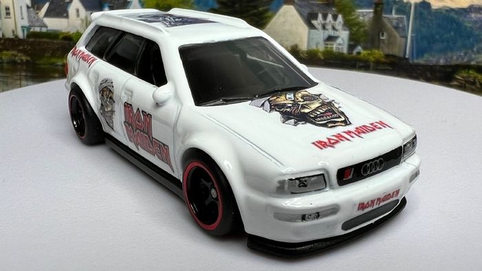 Iron Maiden 1/64 Hot Wheels Custom Audi RS2