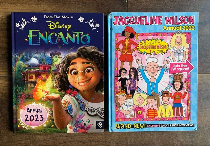 Girls Annual - Jacqueline Wilson - or FREE with any purchase