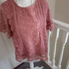 Gallery Lace Top