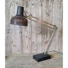 Lival P12 Desk Lamp KAS1075