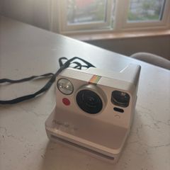 polaroid camera