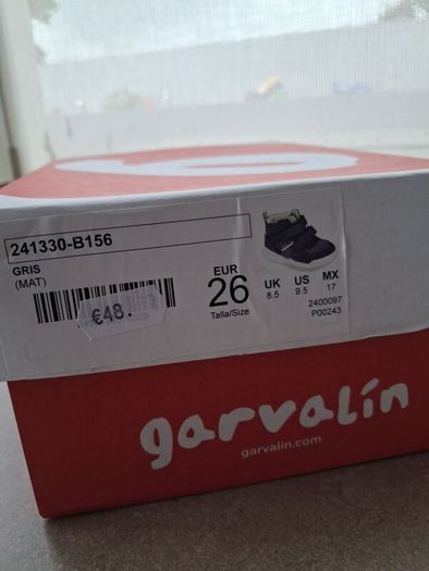 Size 26 Garvalin boys boots (brand new)