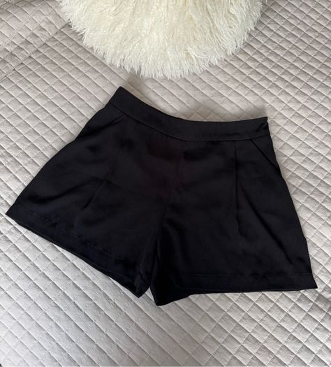 Zara Black Tailored High Waisted Shorts XS