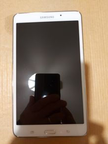 Samsung Galaxy Tab 4, White, 7 inch, 8GB, in excellent condition