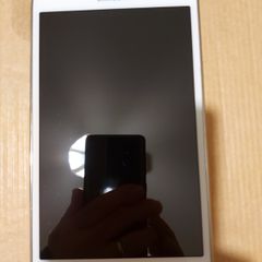 Samsung Galaxy Tab 4, White, 7 inch, 8GB, in excellent condition