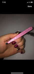 Tweezers