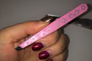 Tweezers