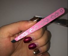 Tweezers