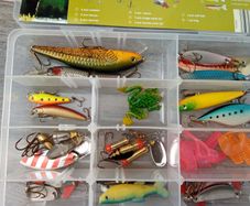 30 Piece Fishing Bait Set.