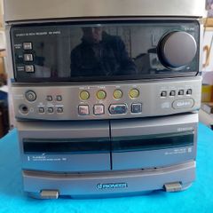 PIONEER Stereo CD Cassette DECK Receiver, Model XR-P470C, 3 CD, Dual Tape and Radio and AUX in very good cosmetic condition