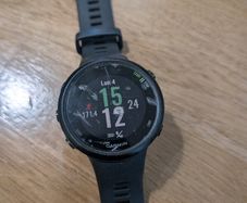 Garmin Forerunner 45 Excellent Condition (With Charger)