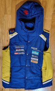 Suzuki voltcom crescent suzuki GSX-R bodywarmer