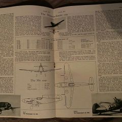 militaria: rare airplane recognition book, August 1943
