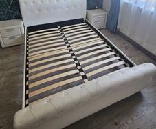 Faux white leather king size bed frame with bamboo mattress and 2 bedside lockers